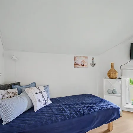 Appartamento Andine - 375m From The Sea By Interhome Bogense